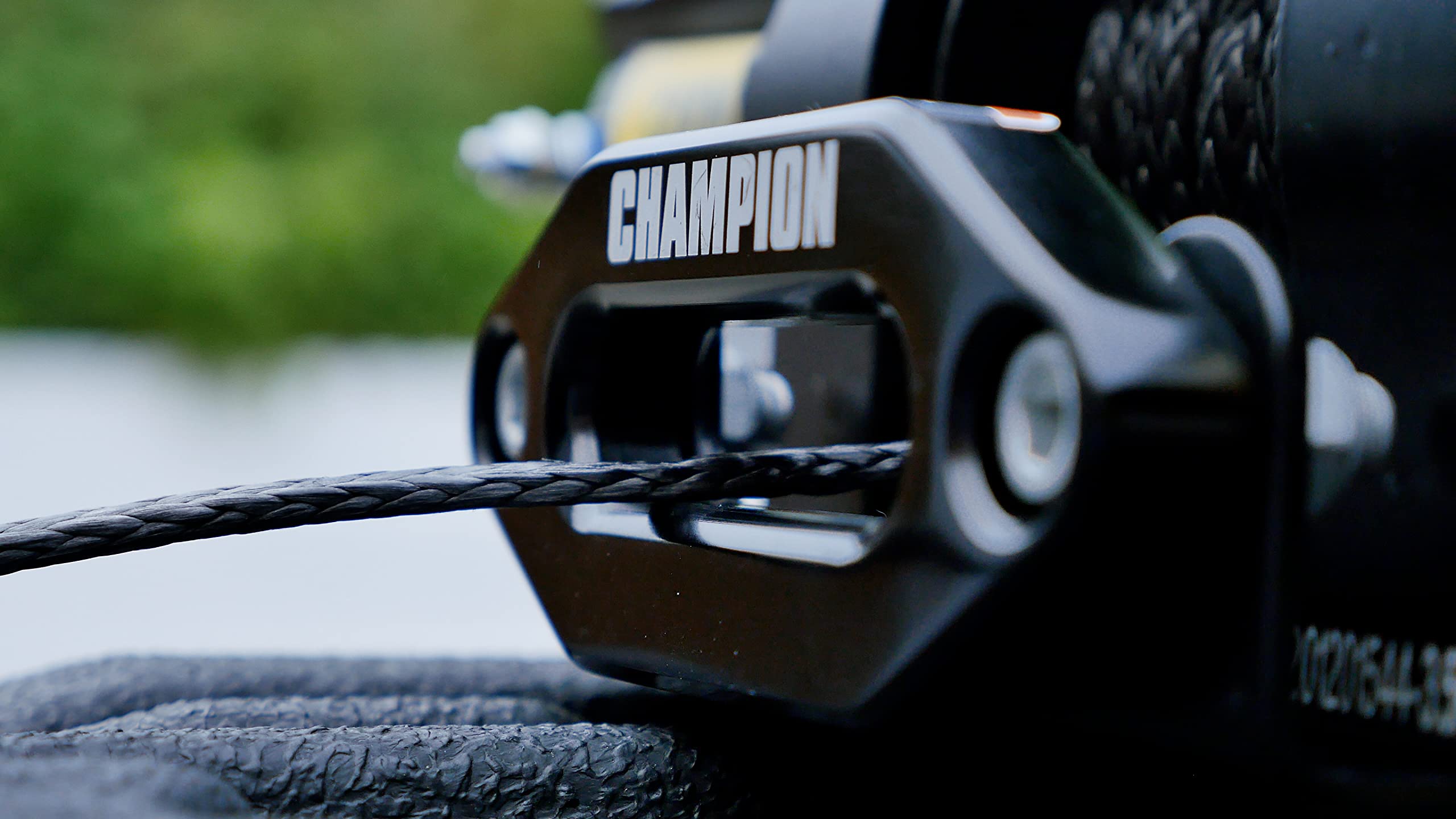 Champion Power Equipment 100374 Aluminum Hawse Fairlead for 5500 lb. or Less ATV/UTV Winches for Synthetic Rope