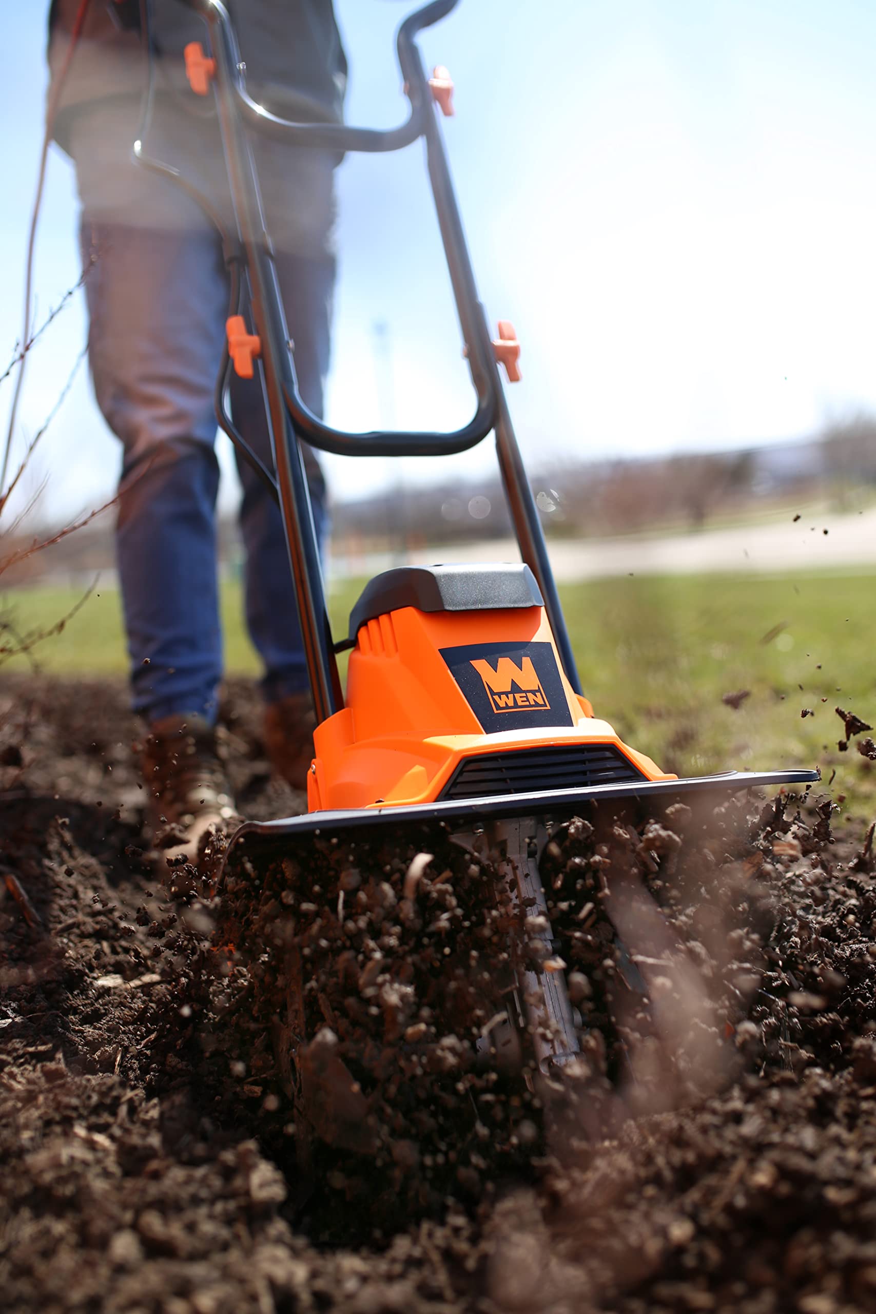 WEN 20V Max Cordless 14-Inch Brushless Electric Tiller with Two 4.0 Ah Batteries and Dual-Port Charger (20724)